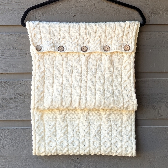 NWOT Aran Sweater Market Cream Cable Knit Scarf Buttons 100% Merino Wool - Picture 6 of 6